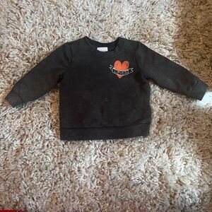 Cat & Jack Black Sweatshirt with a heart and the word loved Cozy Crew Neck